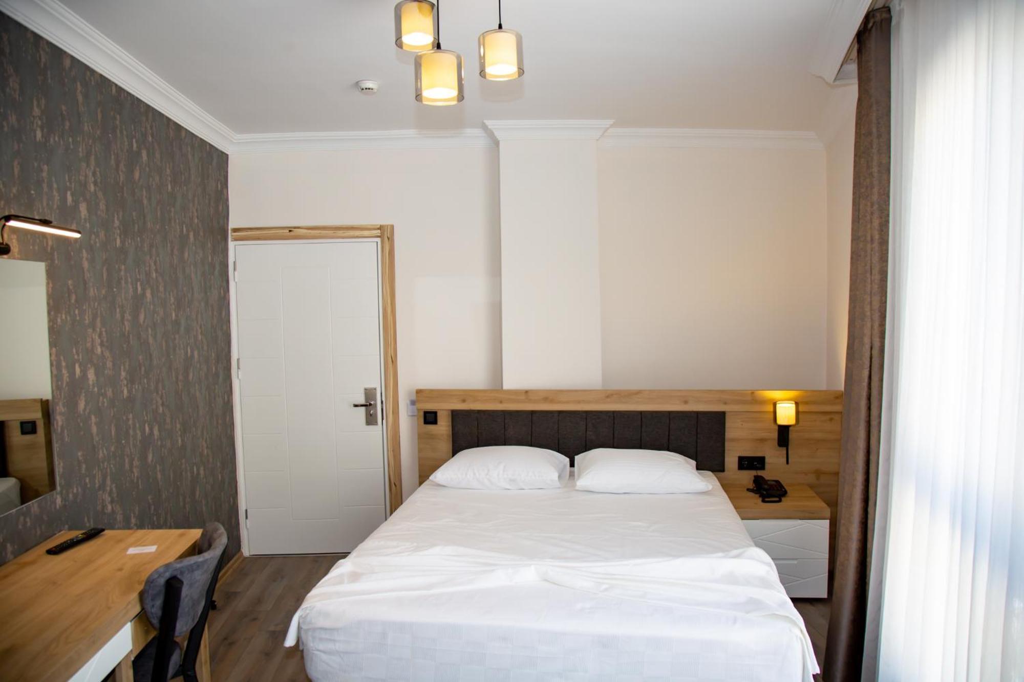 Bloomtalya Hotel Antalia Esterno foto